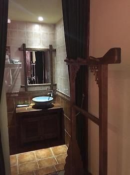 Lijiang Encounter Days Inn ภายนอก รูปภาพ