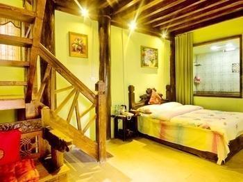 Lijiang Encounter Days Inn ภายนอก รูปภาพ