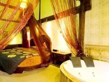 Lijiang Encounter Days Inn ภายนอก รูปภาพ