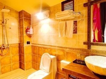 Lijiang Encounter Days Inn ภายนอก รูปภาพ
