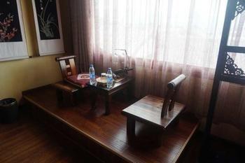 Lijiang Encounter Days Inn ภายนอก รูปภาพ