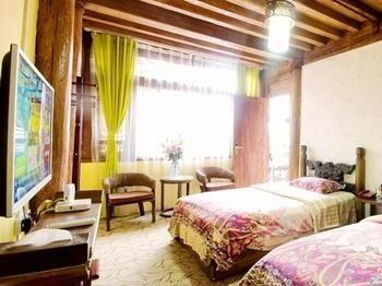 Lijiang Encounter Days Inn ภายนอก รูปภาพ