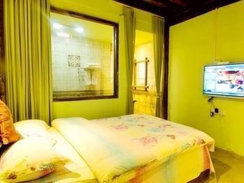 Lijiang Encounter Days Inn ภายนอก รูปภาพ